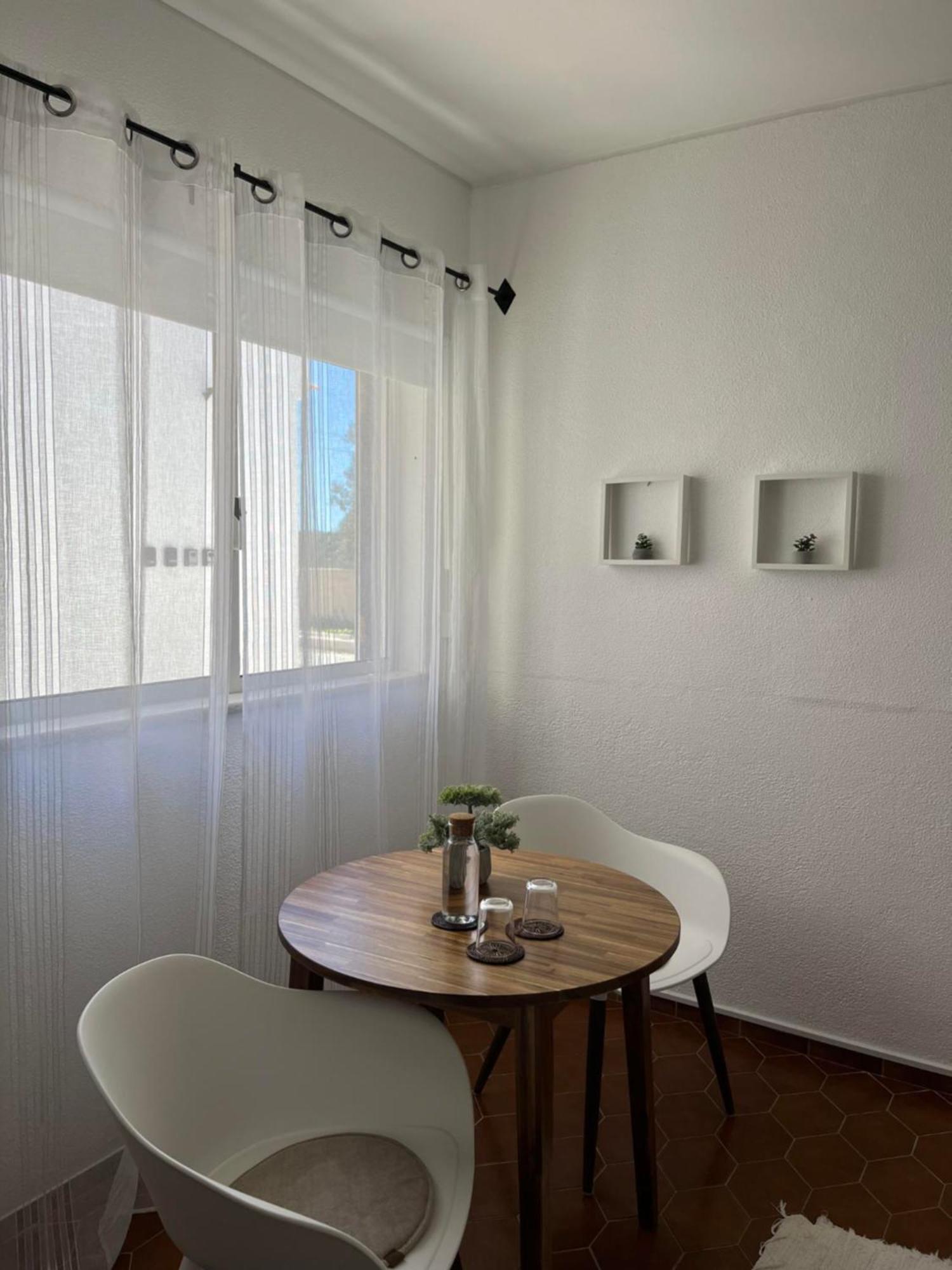 Vila Gloria Guesthouse Lagos Room photo
